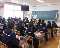緊急班会議場所連絡