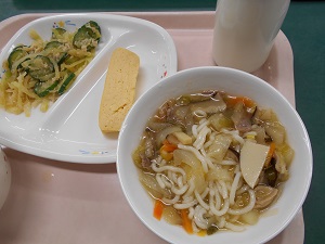 給食